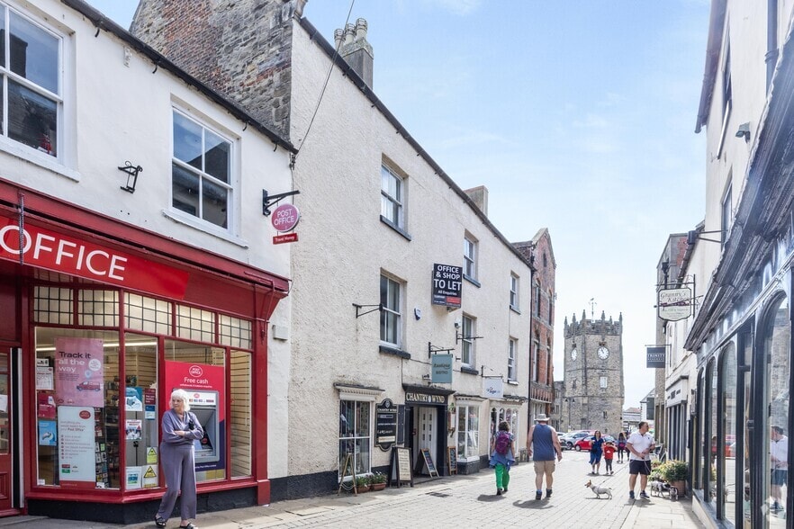 1 Chantry Wynd, Richmond for lease - Building Photo - Image 1 of 5