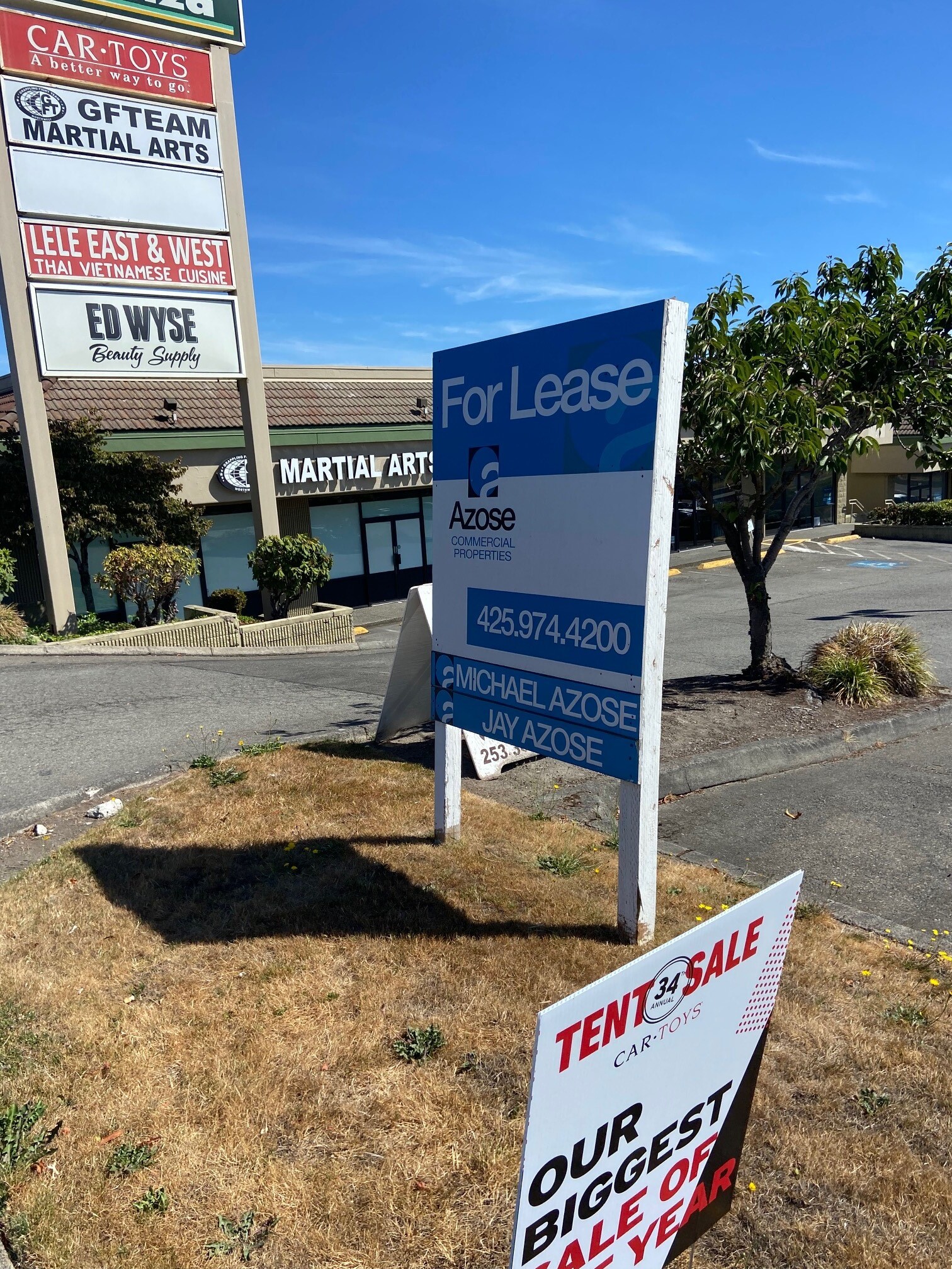 5015-5225 Tacoma Mall Blvd, Tacoma, WA for lease Building Photo- Image 1 of 12