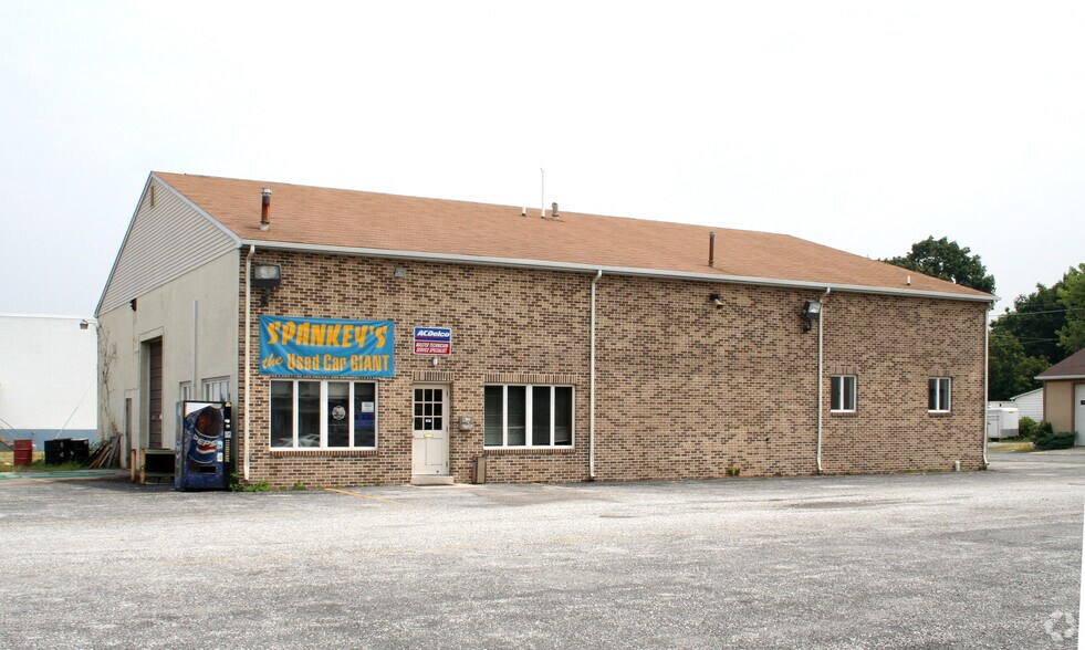 N Walnut St, Mechanicsburg, PA 17055 
