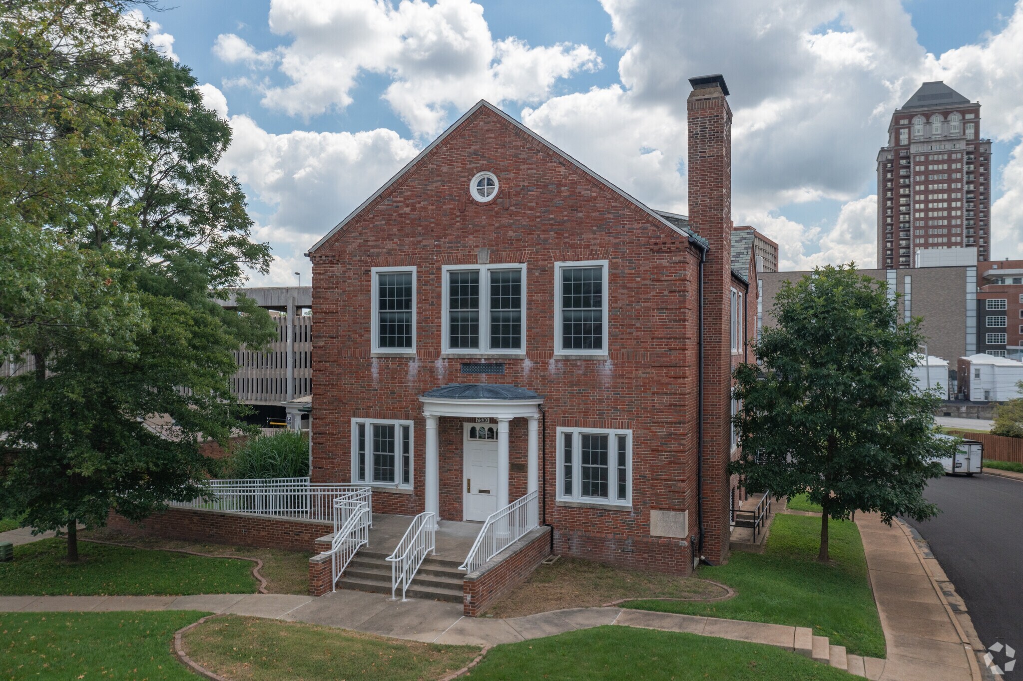 7530 Maryland Ave, Clayton, MO for sale Primary Photo- Image 1 of 1