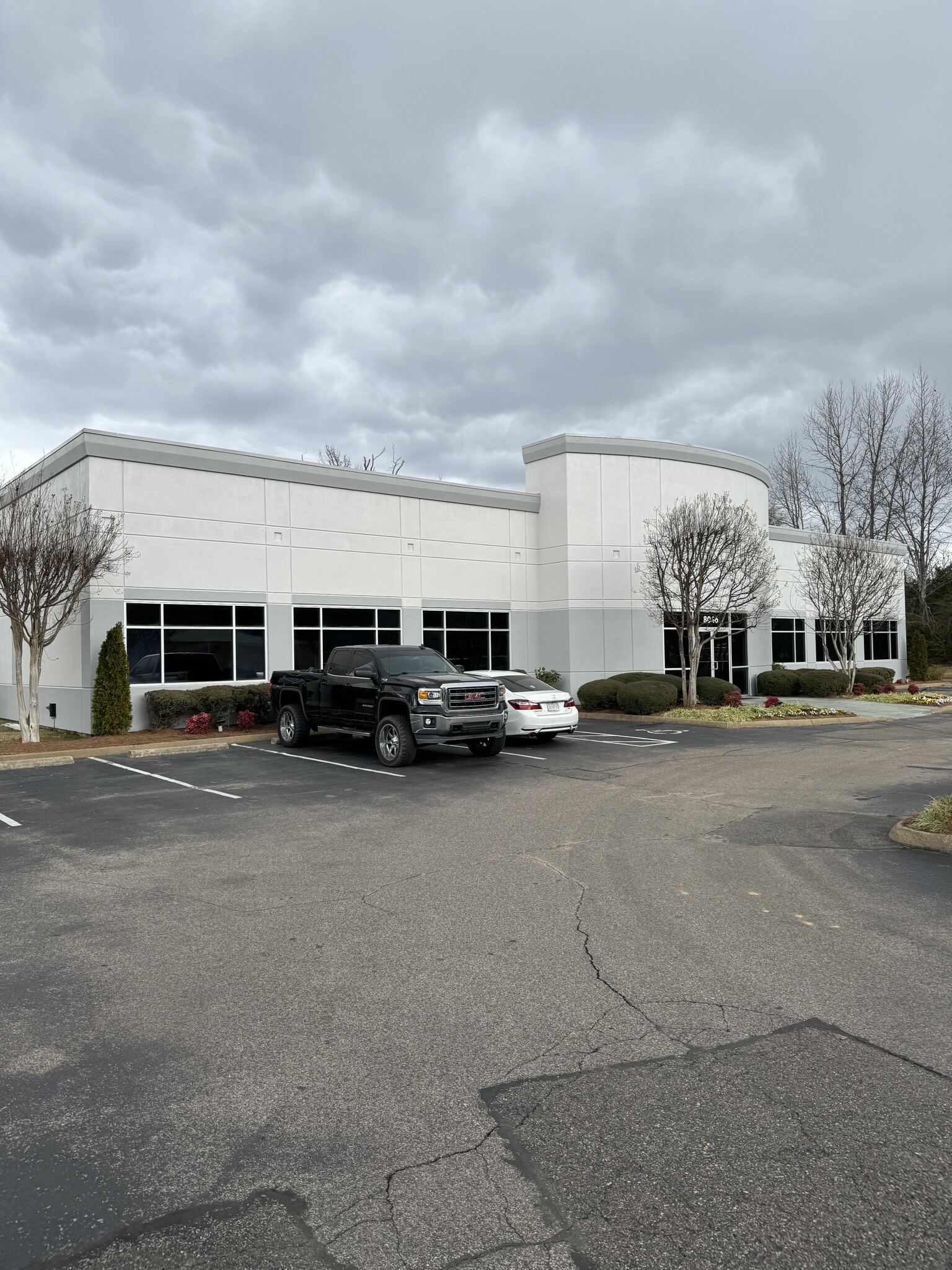 8046 Brother Blvd, Bartlett, TN 38133 - Office for Lease | LoopNet