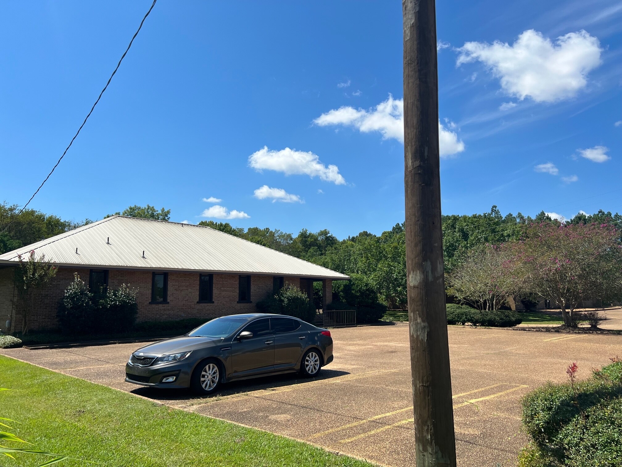2680 River Ridge Dr, Jackson, MS 39216 Vacant Orthodontist Building