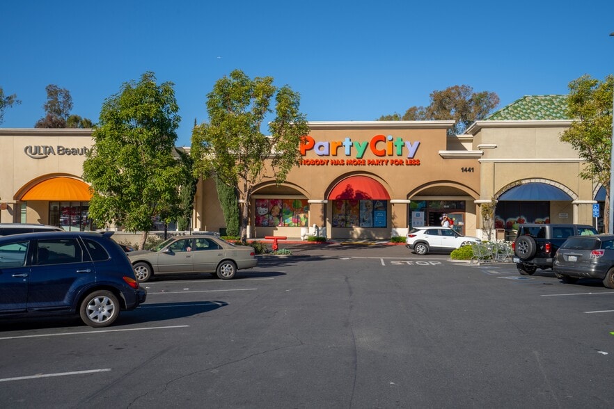 1201-1941 W Imperial Hwy, La Habra, CA for lease - Building Photo - Image 2 of 6