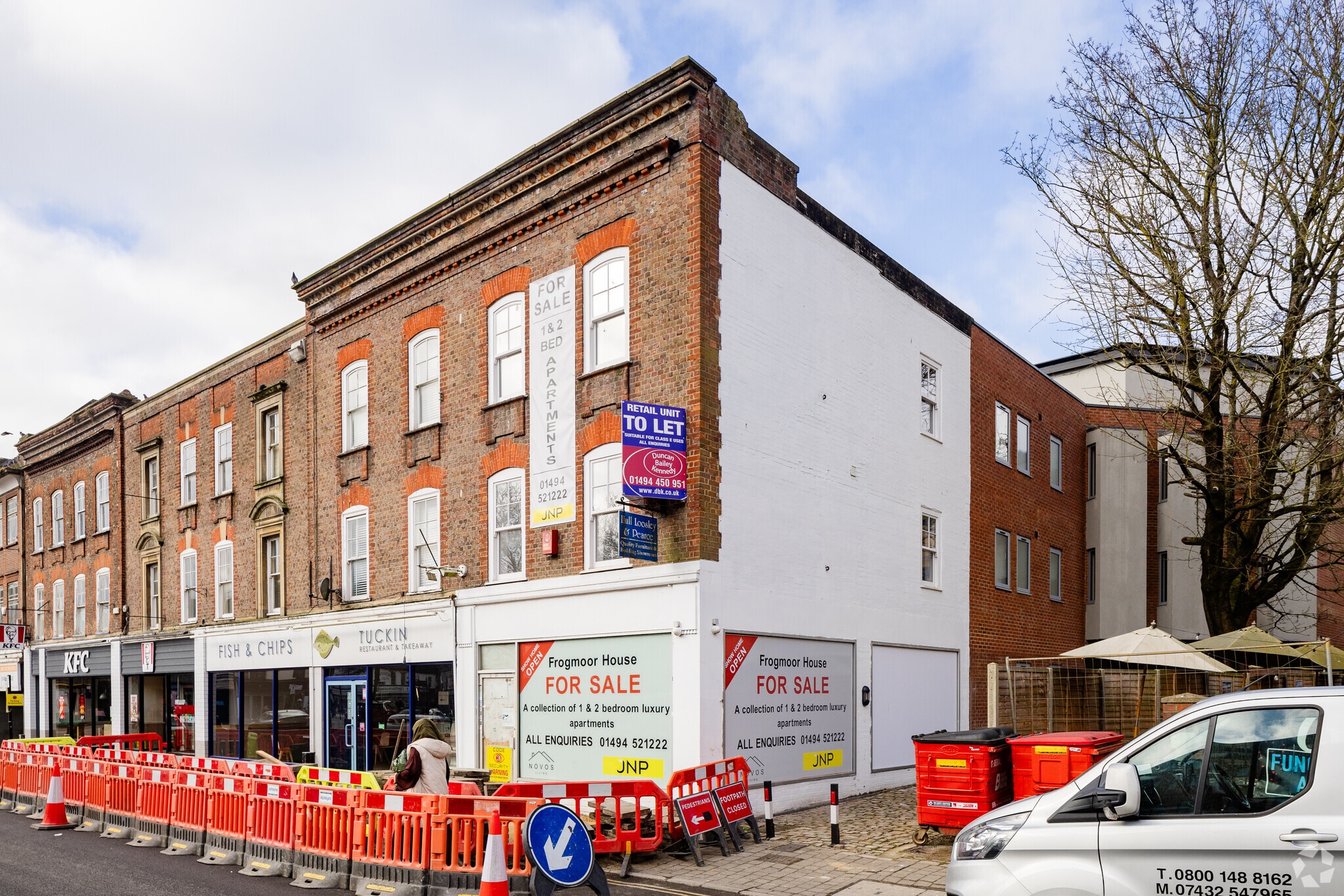 17-19 Frogmoor, High Wycombe for sale Primary Photo- Image 1 of 4