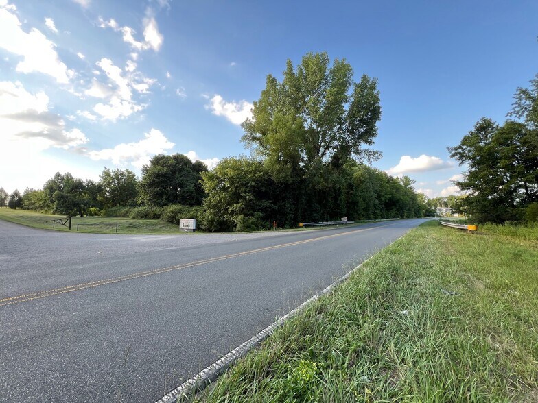 2C S Martin Luther King Jr, Salisbury, NC for sale - Building Photo - Image 1 of 9