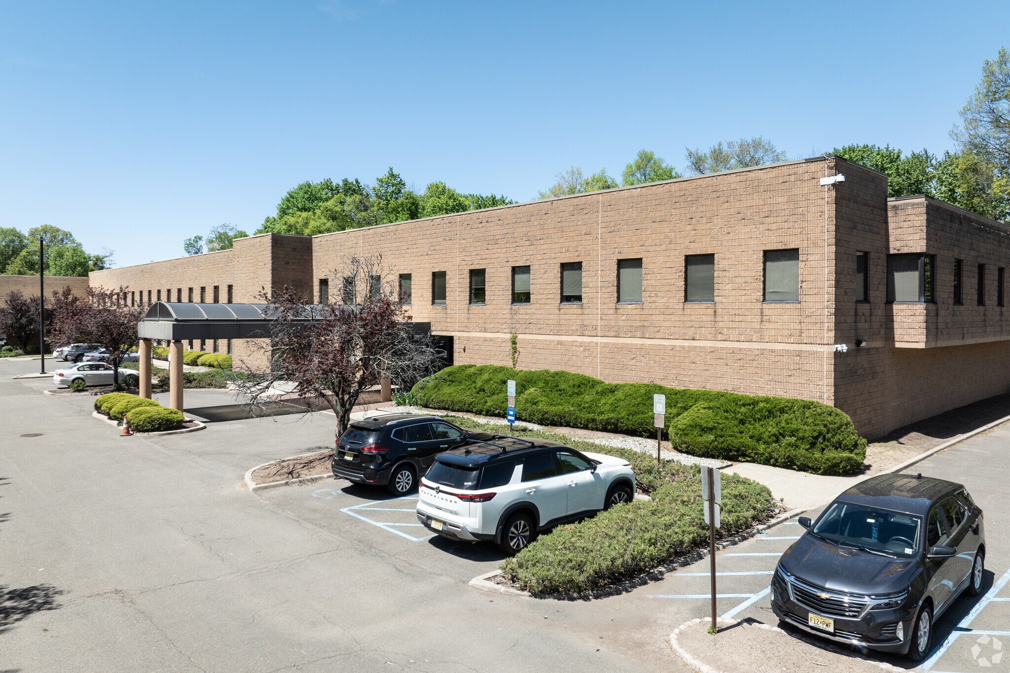82 Totowa Rd, Wayne, NJ for lease Building Photo- Image 1 of 15