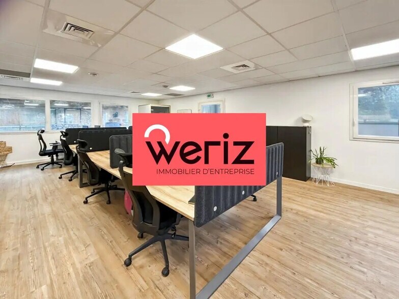 Office in Gémenos for lease - Interior Photo - Image 2 of 10