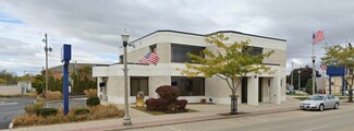 More details for 1516 Washington St, Two Rivers, WI - Office for Sale