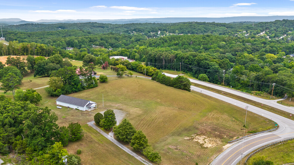 8959 Career Ln, Harrison, TN for sale - Building Photo - Image 3 of 43