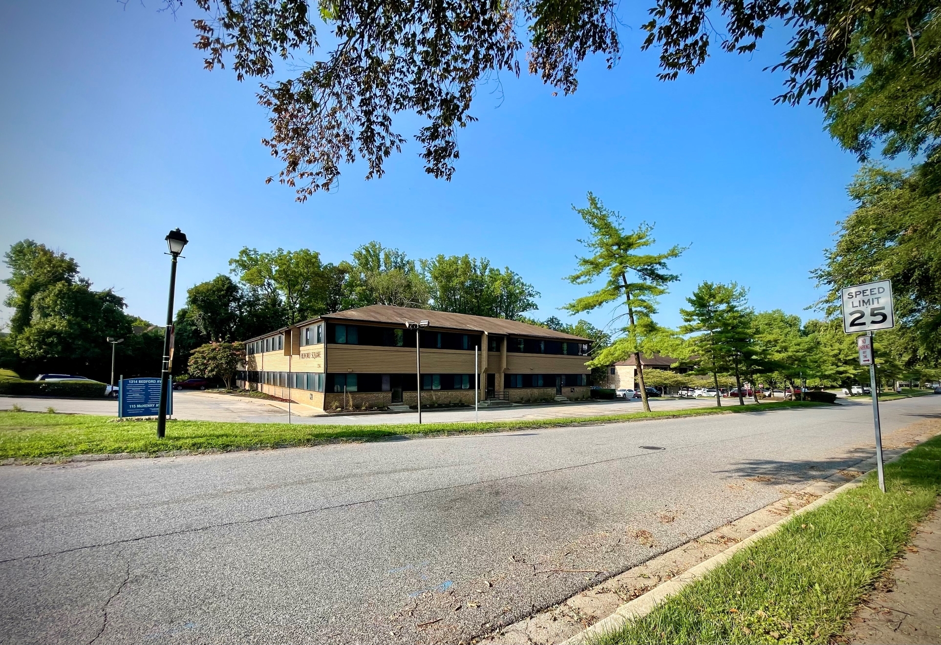 1314 Bedford Ave, Pikesville, MD for sale Primary Photo- Image 1 of 7