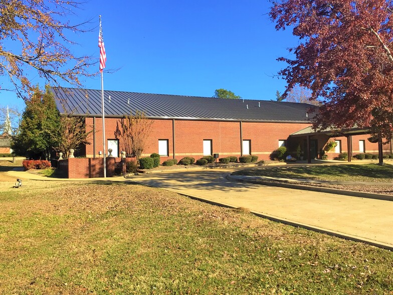 900 S Thomas St, Tupelo, MS for sale - Primary Photo - Image 1 of 1