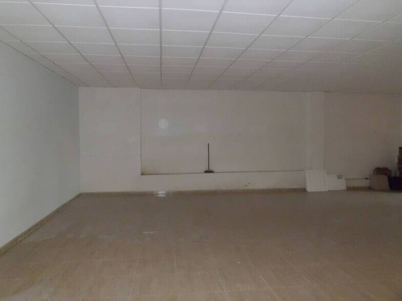 Retail in El Ejido for lease - Building Photo - Image 2 of 6