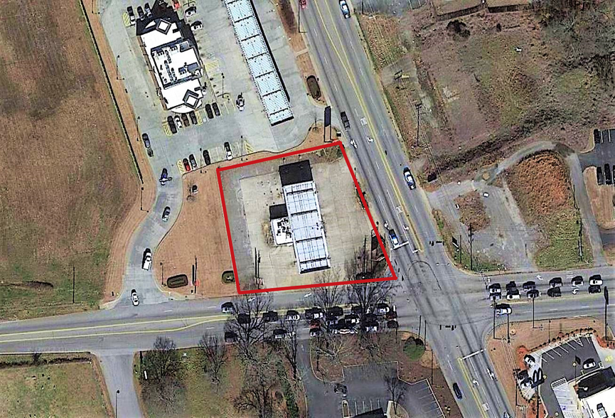 1501 Pearman Dairy Rd, Anderson, SC for sale - Building Photo - Image 1 of 1