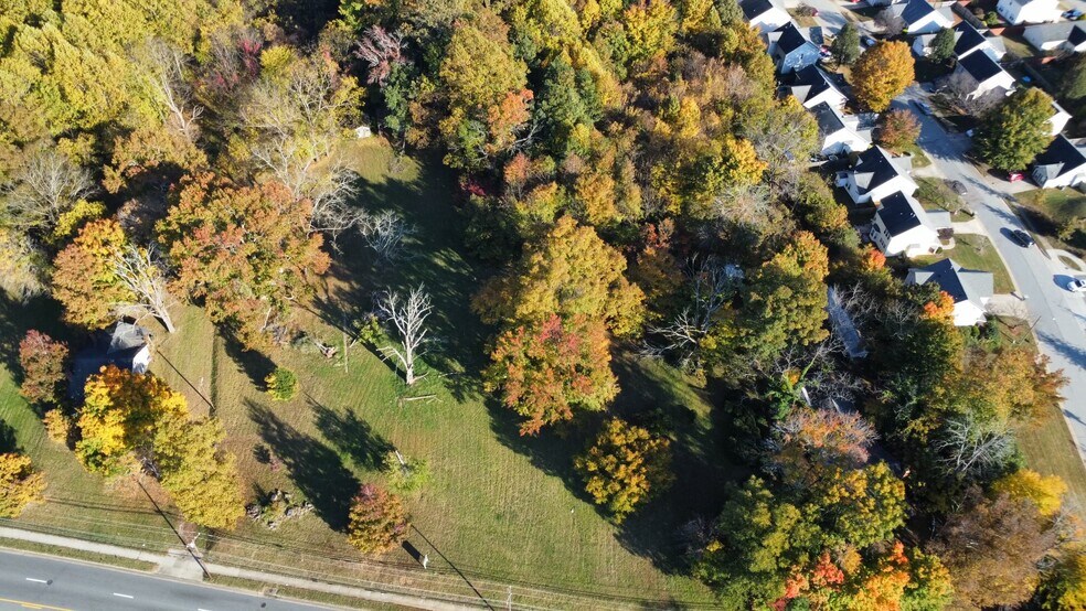 2813 Randleman Rd, Greensboro, NC for sale - Aerial - Image 2 of 7