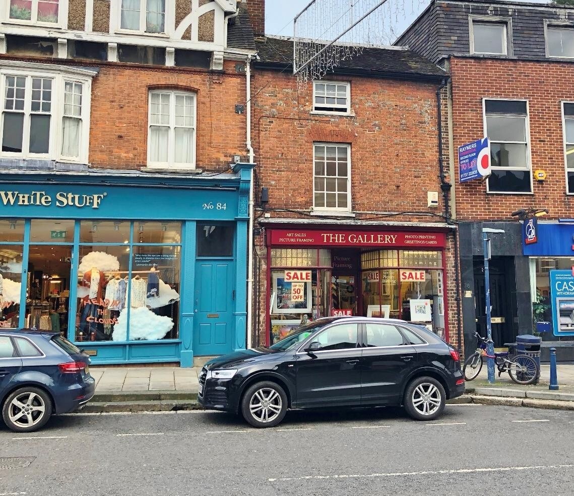 82 High St, Reigate for sale Primary Photo- Image 1 of 1