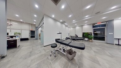 19002-19148 Brookhurst St, Huntington Beach, CA for lease Interior Photo- Image 2 of 6