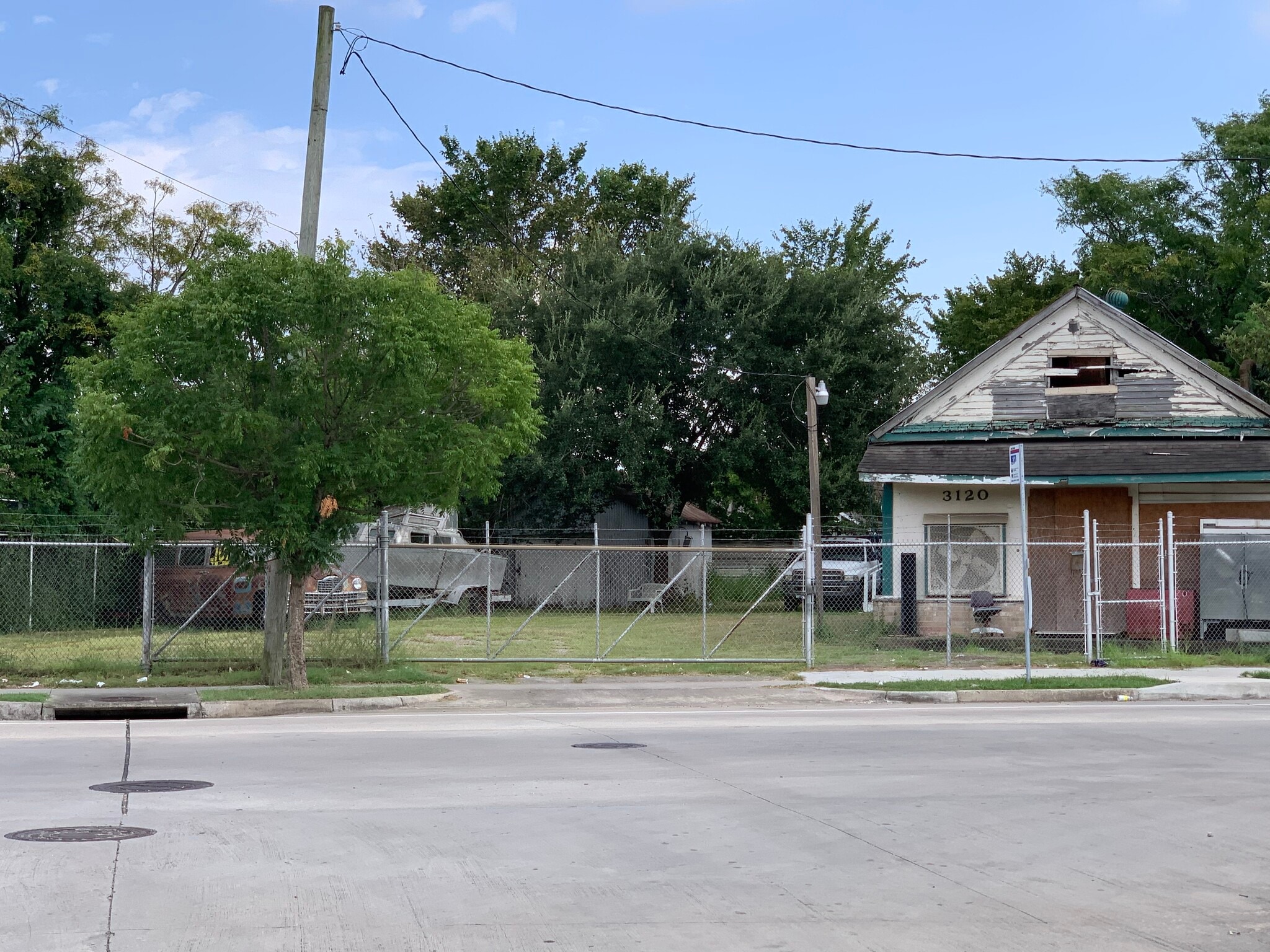 3120 Lyons Ave, Houston, TX for sale Building Photo- Image 1 of 1