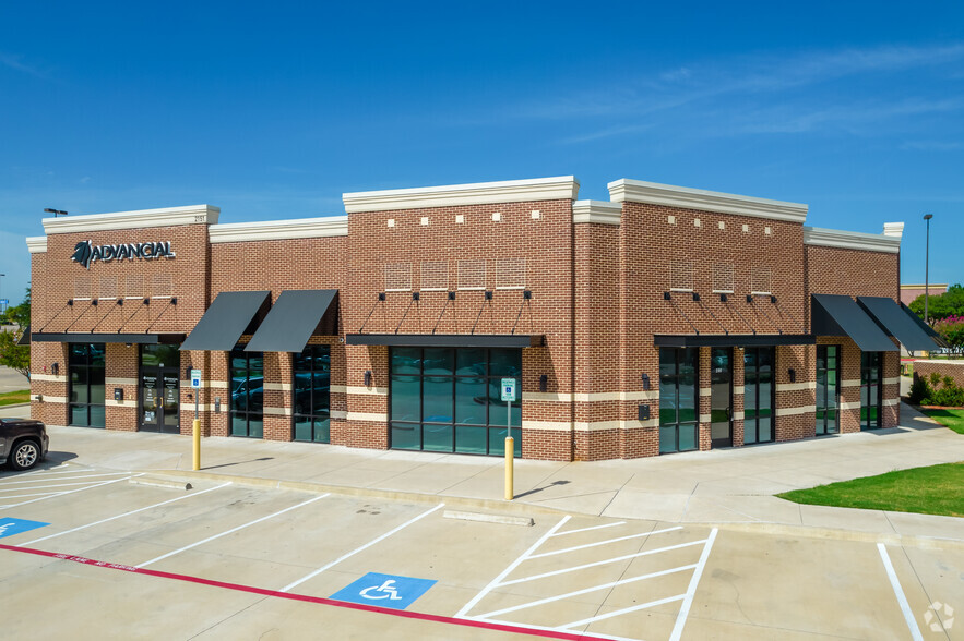 2151-2171 N Belt Line Rd, Mesquite, TX for lease - Primary Photo - Image 1 of 7