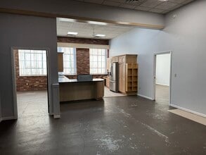 428 S Monroe St, Monroe, MI for lease Interior Photo- Image 2 of 16