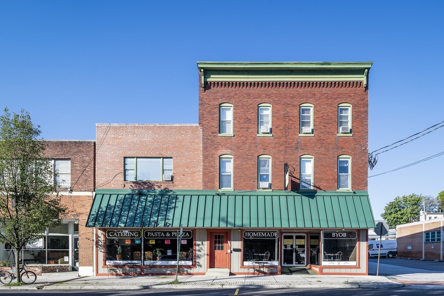 314-316 Bridge St, New Cumberland, PA for sale - Building Photo - Image 1 of 1