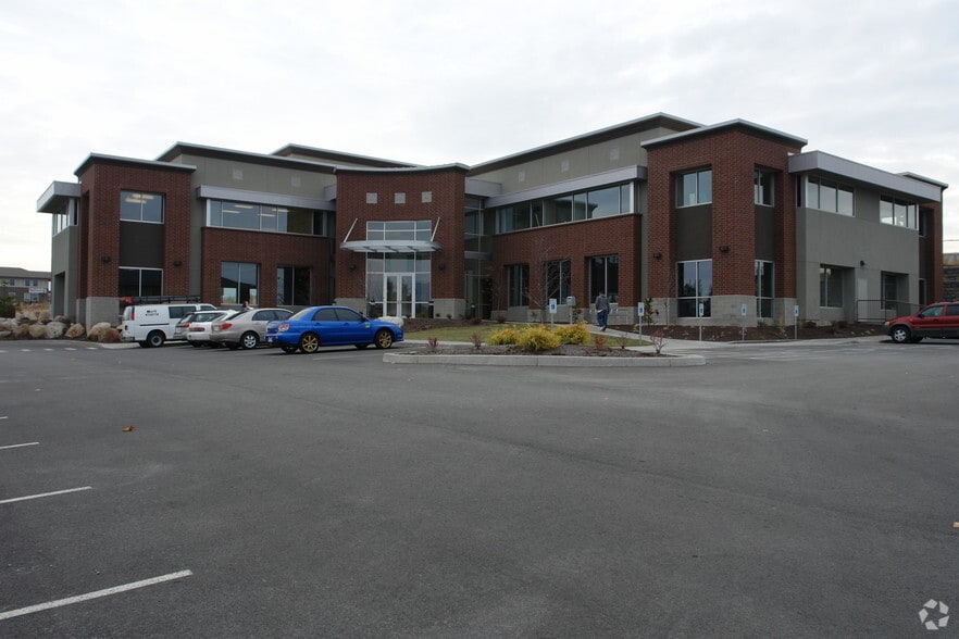 15920 E Indiana Ave, Spokane Valley, WA for lease - Building Photo - Image 2 of 14