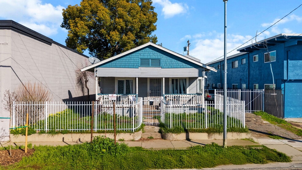 715 Dixieanne Ave, Sacramento, CA for sale - Building Photo - Image 1 of 1