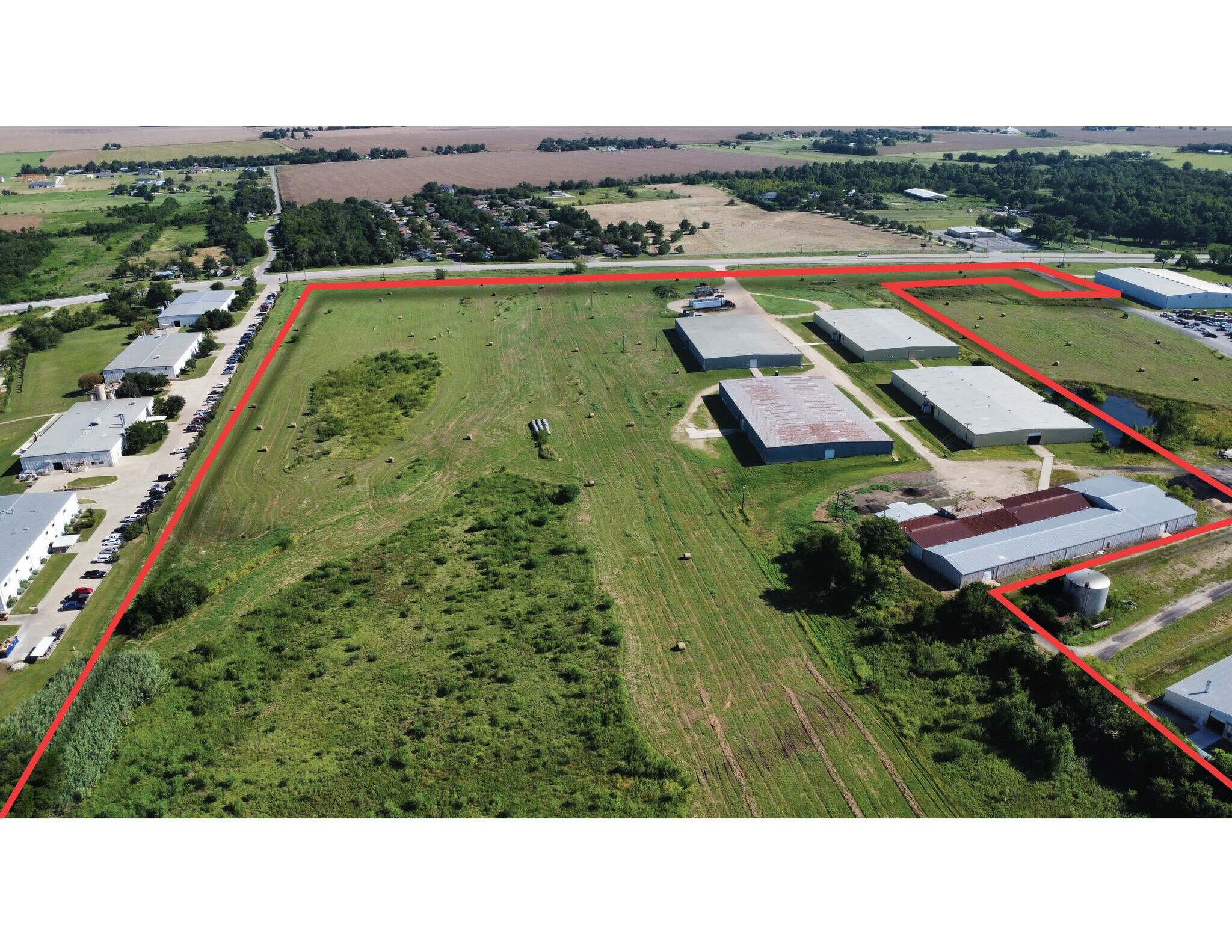 2202 E 4th St, Taylor, TX for sale Primary Photo- Image 1 of 2