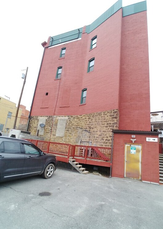 100 Center Ave, Butler, PA 16001 Net Outreach