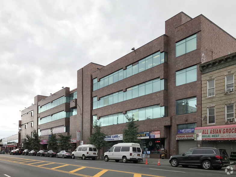 1120-1130 Coney Island Ave, Brooklyn, NY for lease - Primary Photo - Image 1 of 60