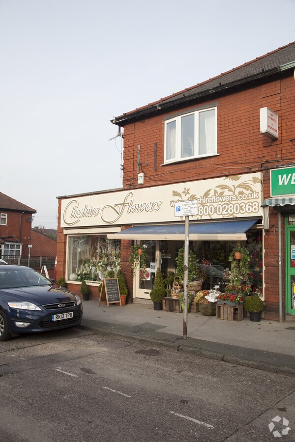 461 Buxton Rd, Stockport, GTM SK2 7HE