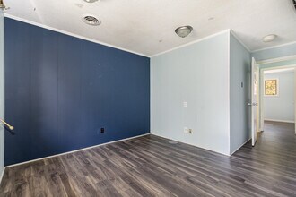 415 N 7th St, Smithfield, NC for lease Interior Photo- Image 2 of 5