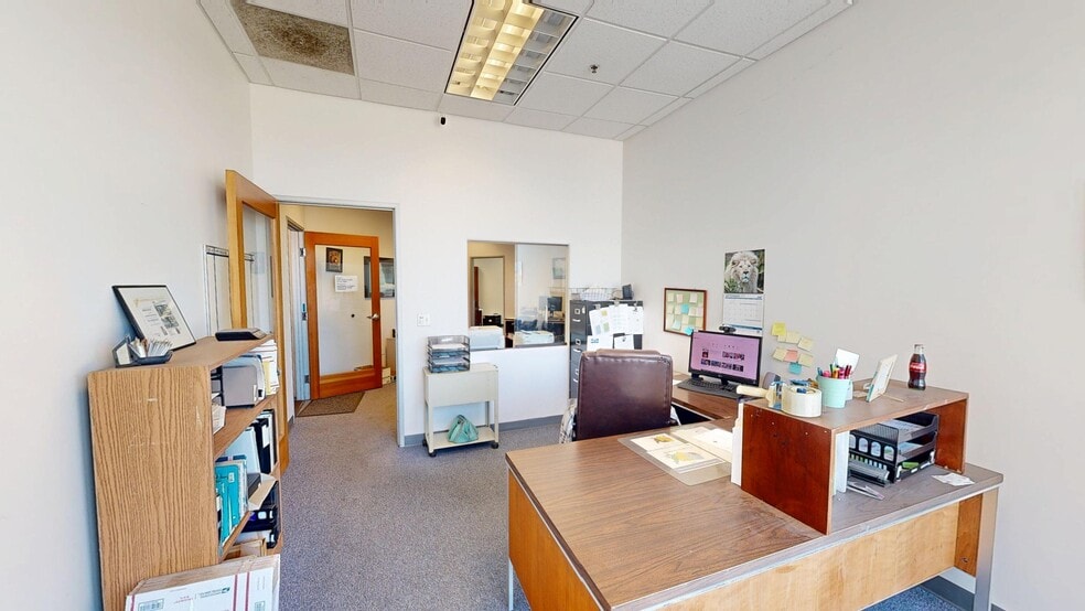 707-709 E Hueneme Rd, Oxnard, CA for sale - Matterport 3D Scan - Image 2 of 20