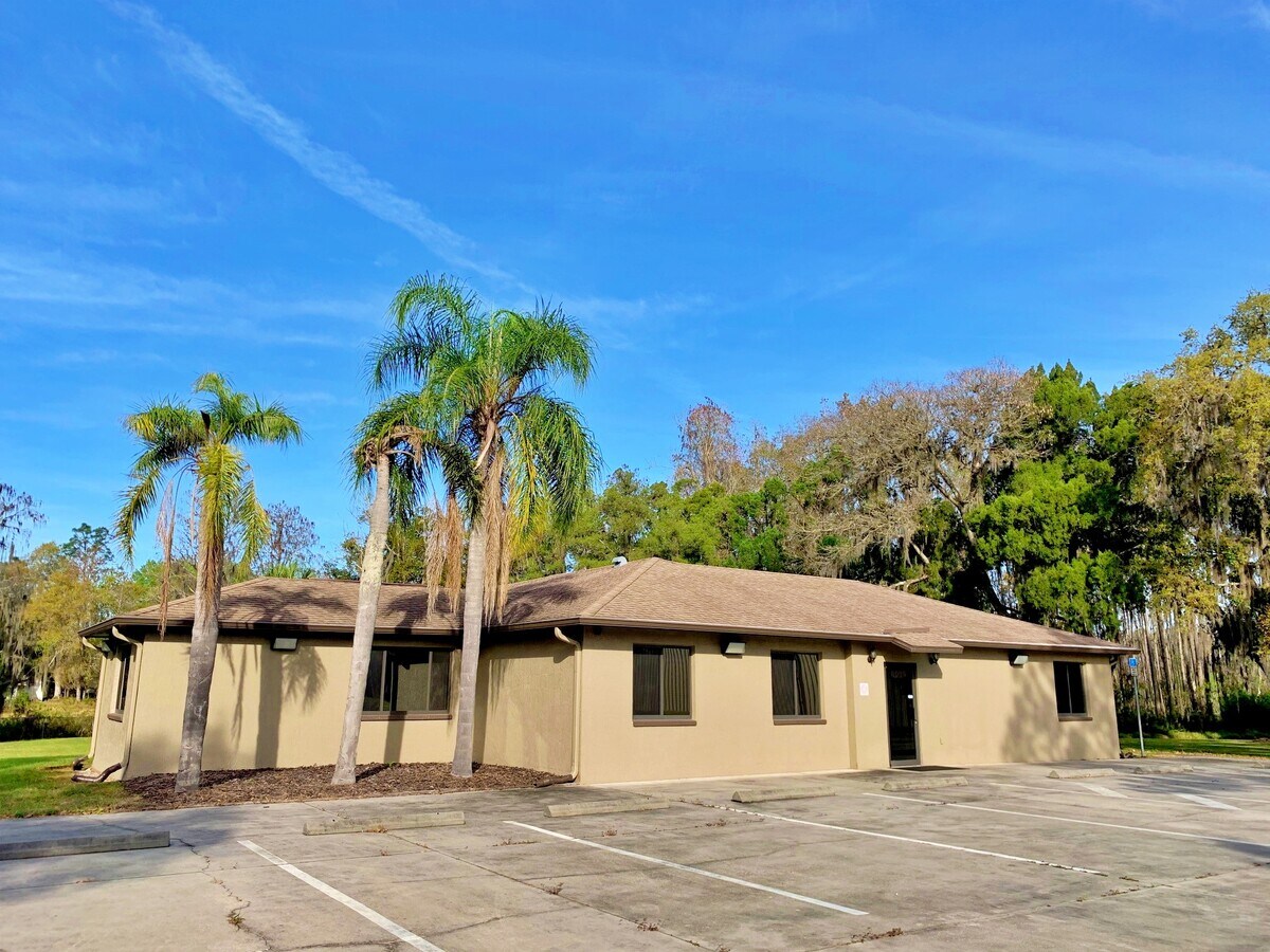 8005 Land O Lakes Boulevard, Land O Lakes, FL 34638