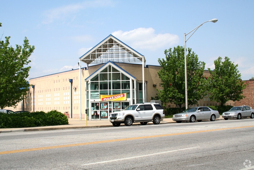 2020 Harford Rd, Baltimore, MD for sale - Building Photo - Image 2 of 8