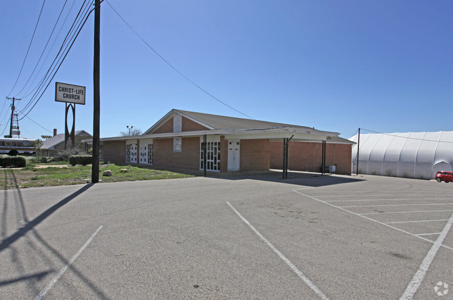 6262 S Freeway, Fort Worth, TX for sale - Building Photo - Image 1 of 1