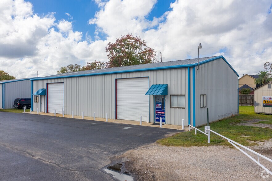 17413 FM 2920 Rd, Tomball, TX for sale - Building Photo - Image 1 of 1