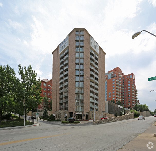 4901 Wornall Rd, Kansas City, MO for lease - Primary Photo - Image 1 of 93