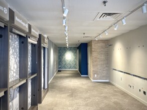 601-695 S Broadway St, Boulder, CO for lease Interior Photo- Image 1 of 2