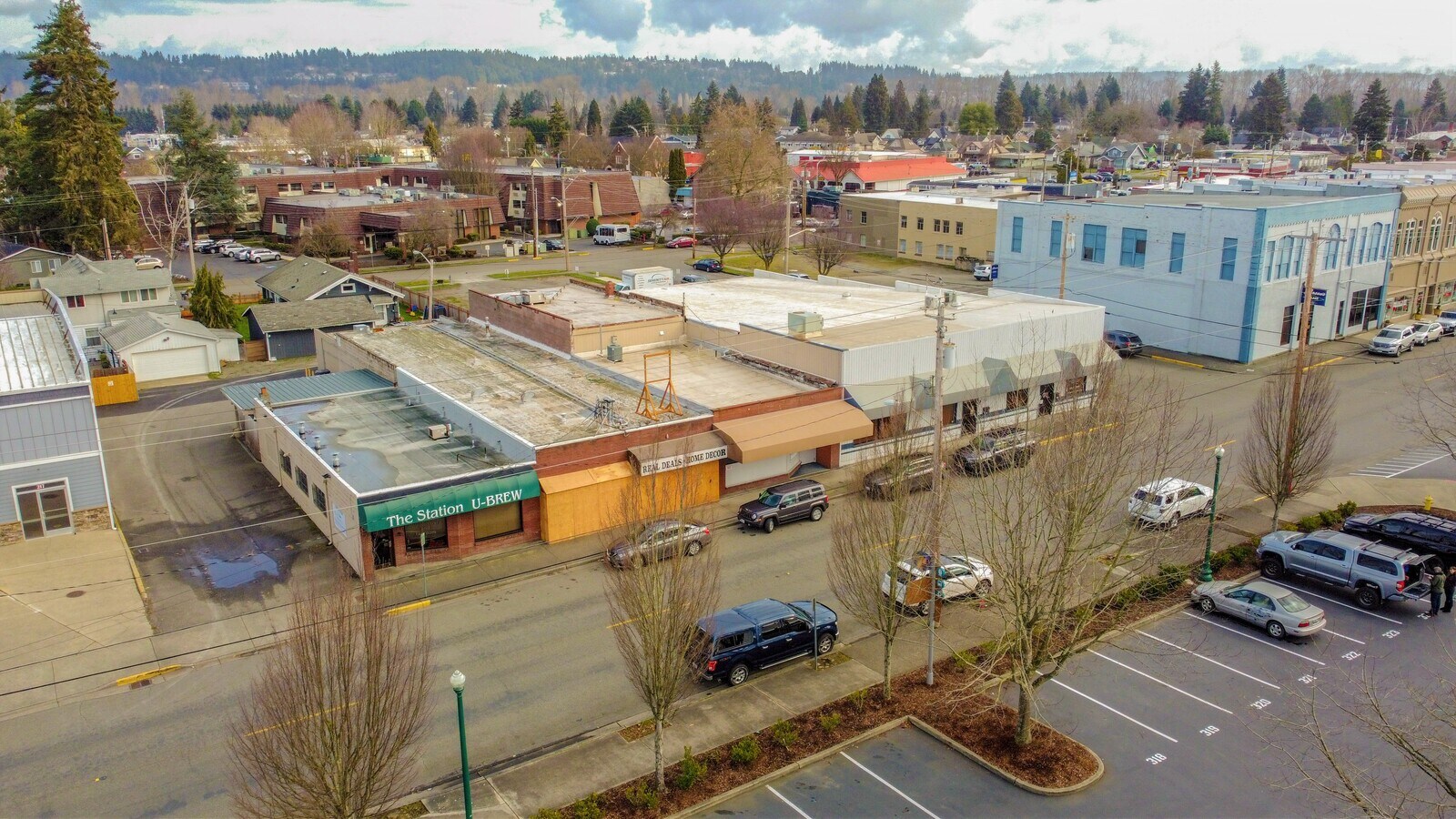 211 W Stewart Ave, Puyallup, WA 98371