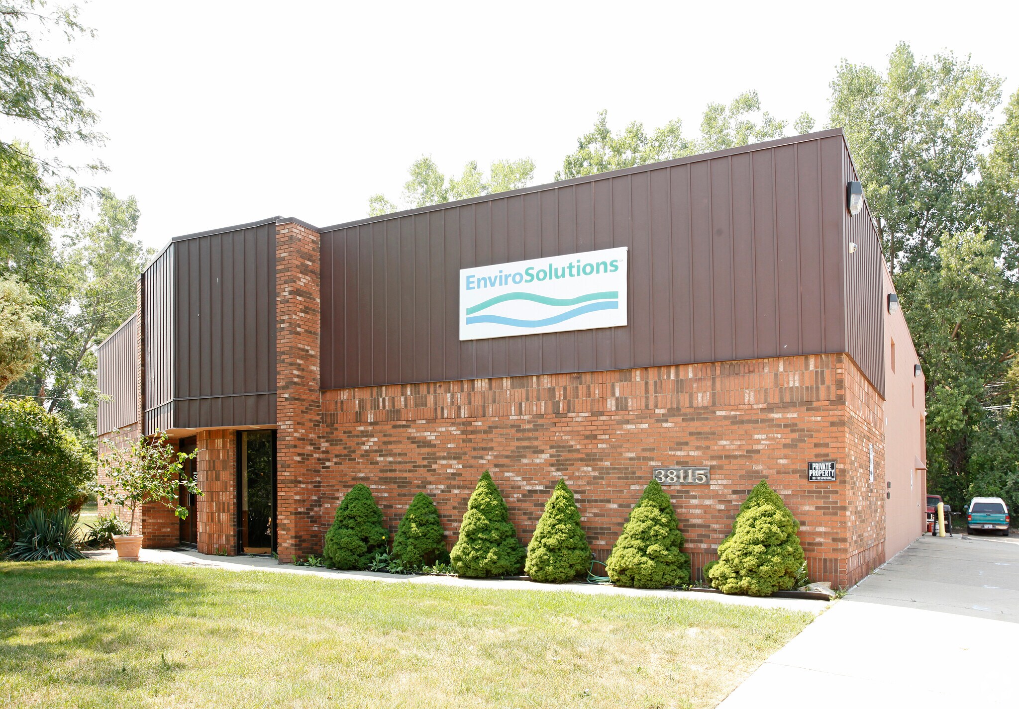 38115 Abruzzi Dr, Westland, MI for sale Building Photo- Image 1 of 2