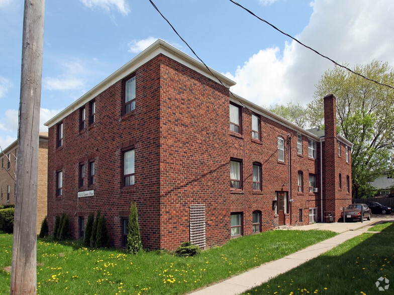 1143 O'connor Dr, Toronto, ON for sale - Primary Photo - Image 1 of 2
