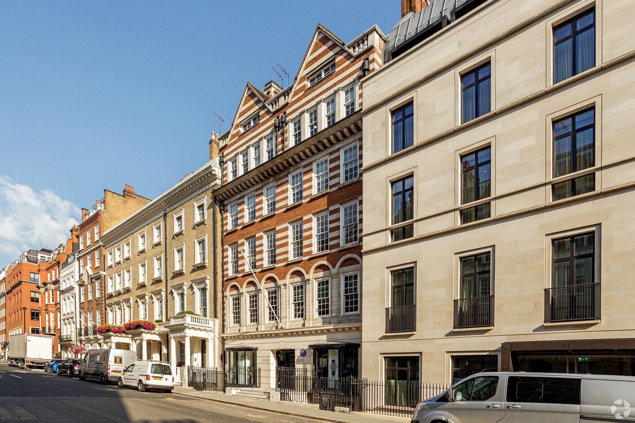 21-22 Grosvenor St, London for sale Primary Photo- Image 1 of 1