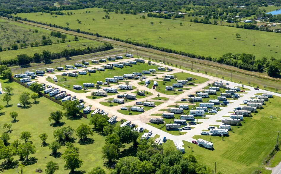 14095 S Highway 288B, Angleton, TX for sale - Building Photo - Image 1 of 1