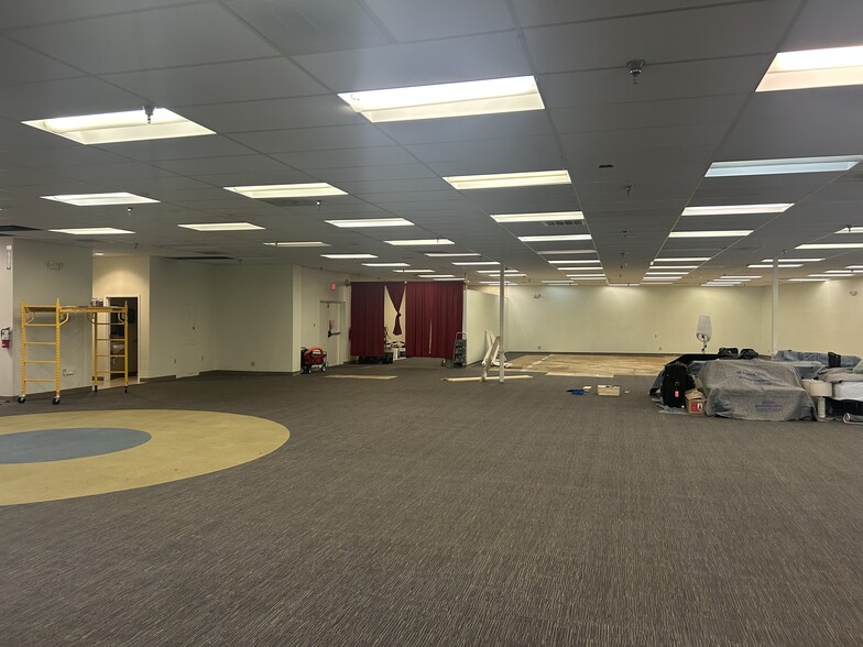 684 E Altamonte Dr, Altamonte Springs, FL for lease - Interior Photo - Image 2 of 8