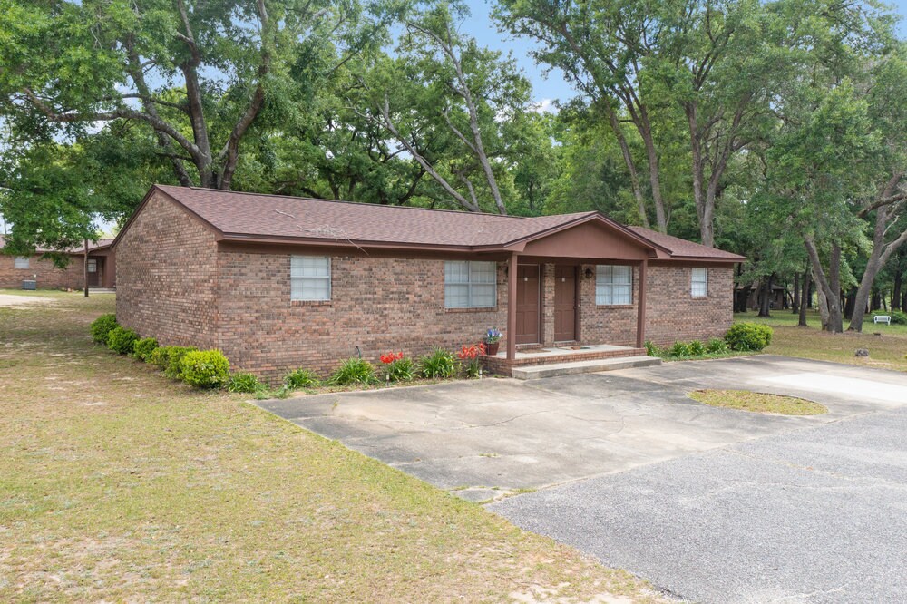 8640 Jernigan Rd, Pensacola, FL 32514