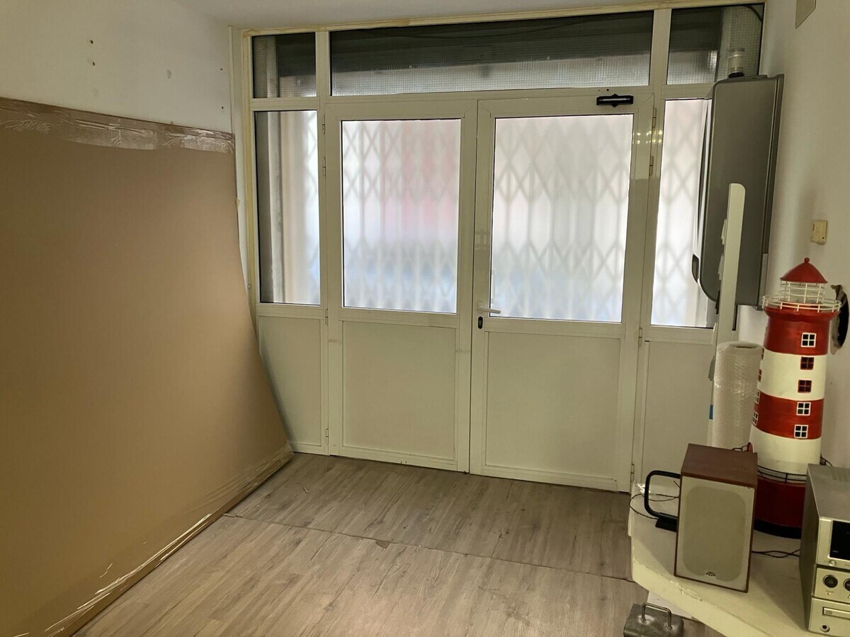 Cornellà de Llobregat, BAR 08940 -  -  - Interior Photo - Image 1 of 6