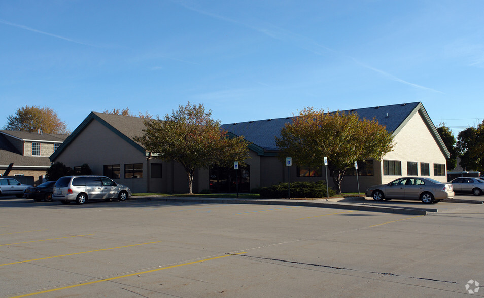 30205 Schoenherr Rd, Warren, MI for lease - Building Photo - Image 3 of 5