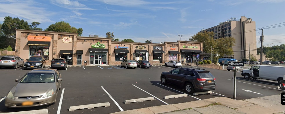 1430 Richmond Ave, Staten Island, NY for lease - Building Photo - Image 2 of 4