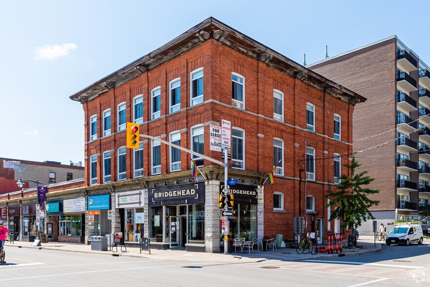 366-370 Bank St, Ottawa, ON for lease - Primary Photo - Image 1 of 6