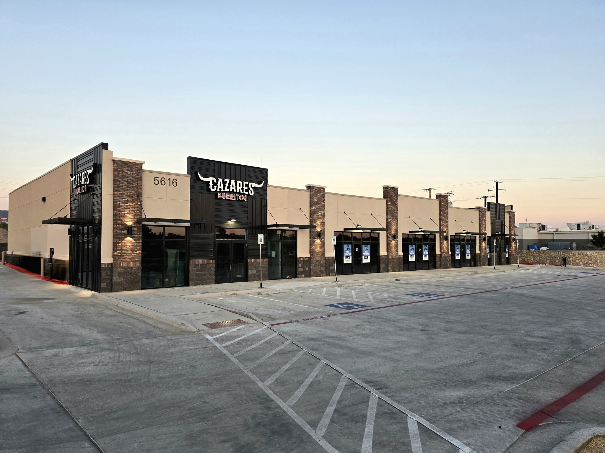 5616 Doniphan Dr, El Paso, TX for lease Building Photo- Image 1 of 8